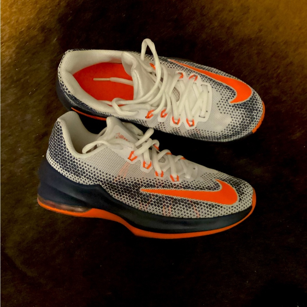 Kids Nike Air Max Infuriate Size 4Y